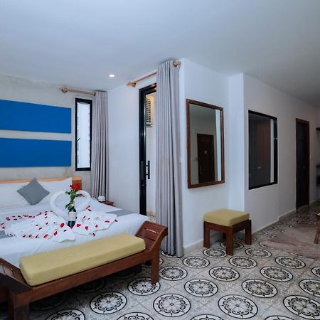 Home Chic Hotel Phnom Penh Exterior photo