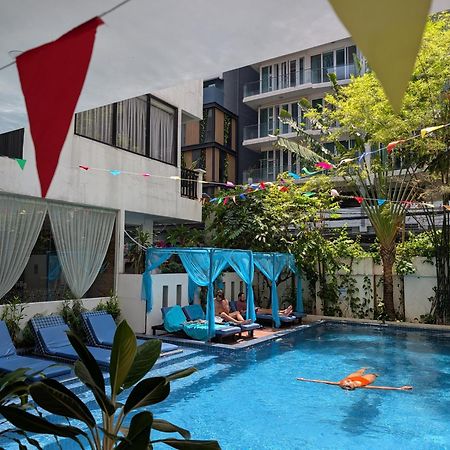Home Chic Hotel Phnom Penh Exterior photo